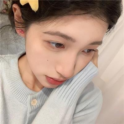 雾中湖